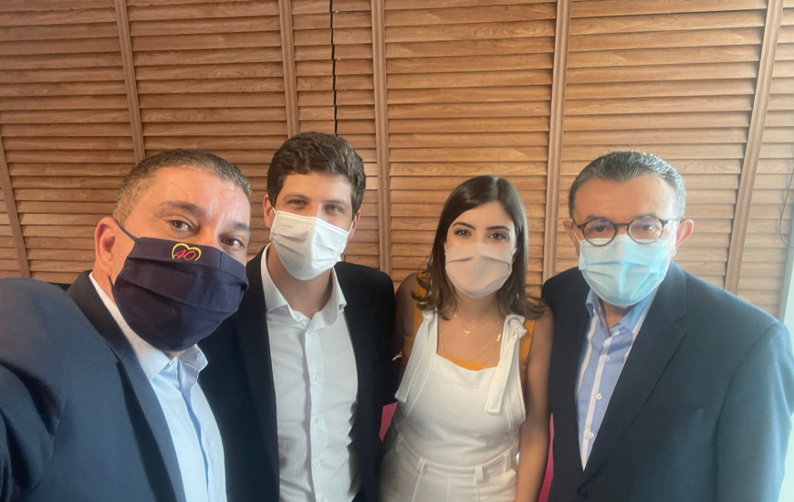 Amastha, João Campos, Tabata Amaral, e Carlos Siqueira.