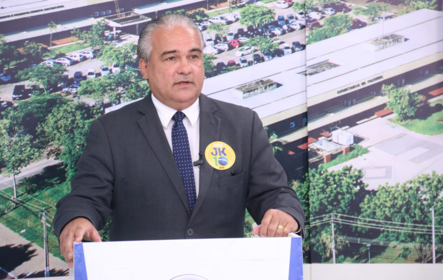 Debate foi promovido pela Record nesta segunda, 26