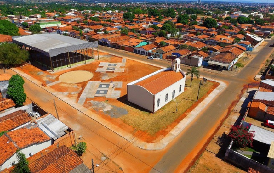 Praça a ser revitalizada no Setor Vila Ribeiro. 