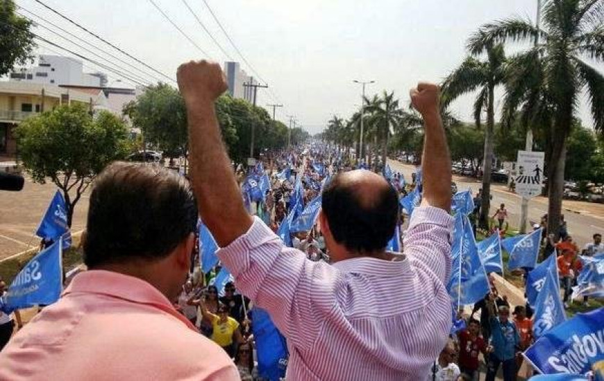 Caminhada de Sandoval lotou a Avenida JK