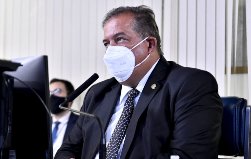 Líder do governo no Congresso, senador Eduardo Gomes (MDB-TO)