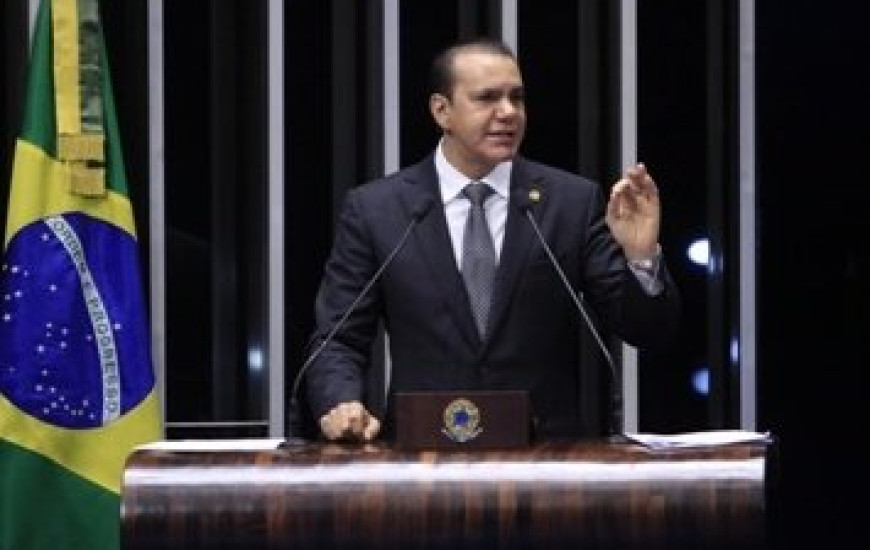 Senador Ataídes Oliveira