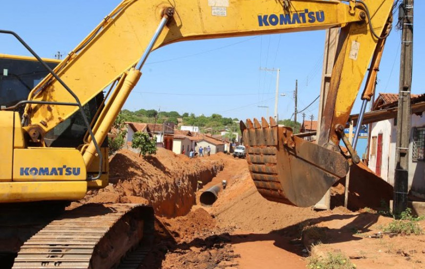 Obras beneficiam moradores de três bairros