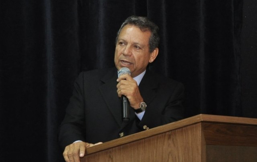 Leomar não assegurou se assumiria presidência