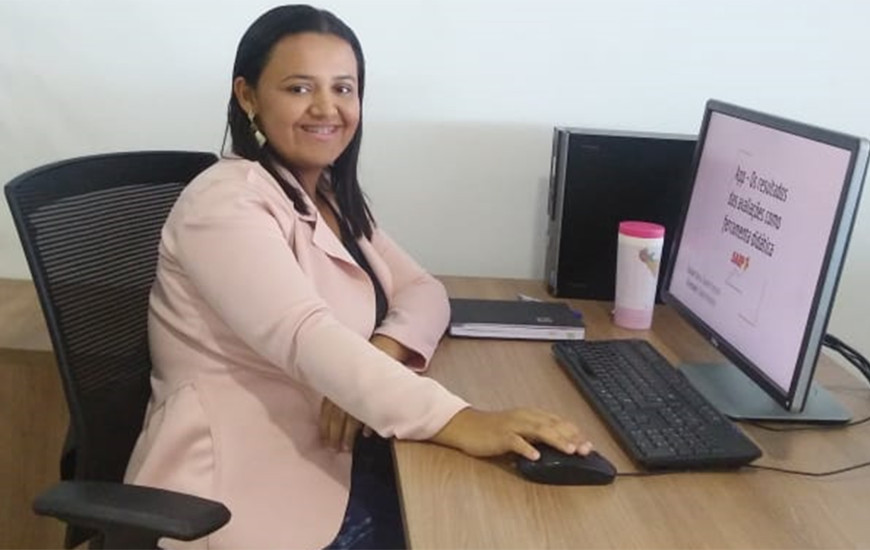 Profª Geane criou um aplicativo que facilita avaliação