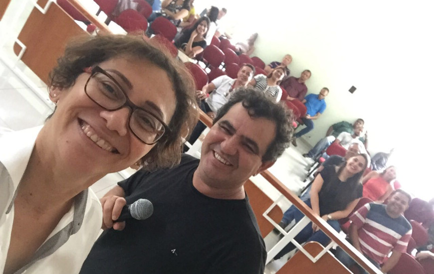 Palestra em mídia training programado pela Public