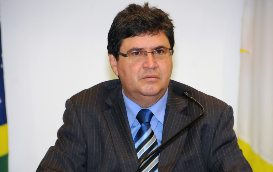 Ex-deputado é vítima de acidente no TO