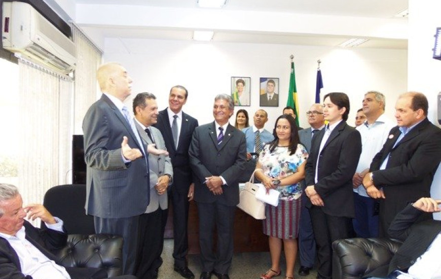 Reis destaca apoio a prefeitos
