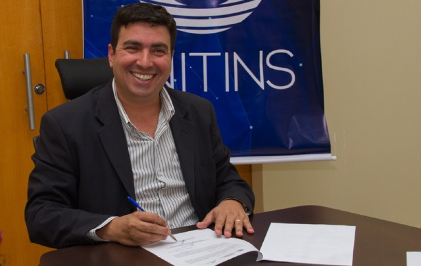 Reitor da Unitins, Augusto Rezende