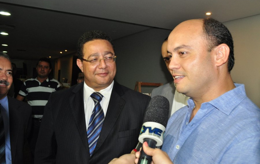 Sandoval: despacho até altas horas