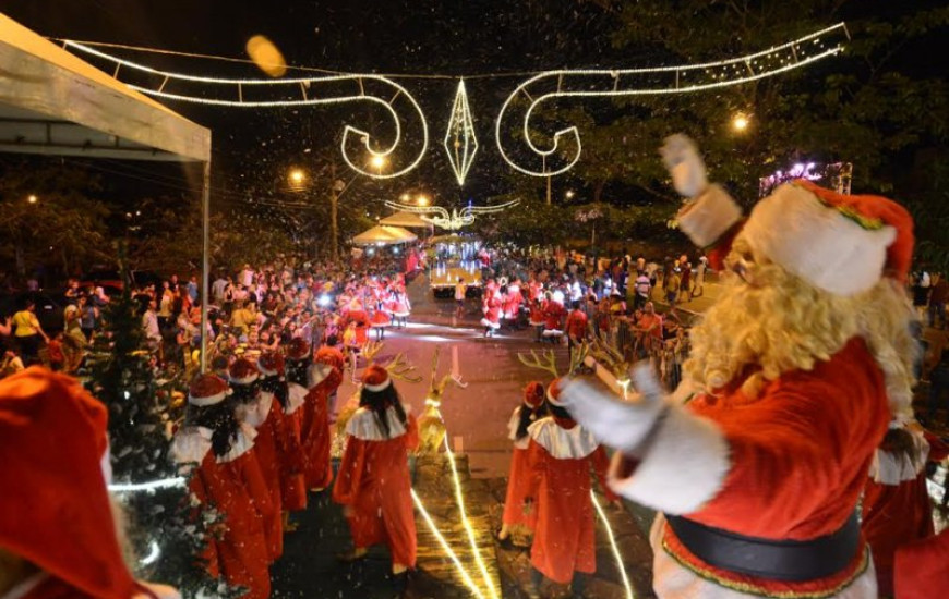 Foram realizados 9 desfiles em dezembro