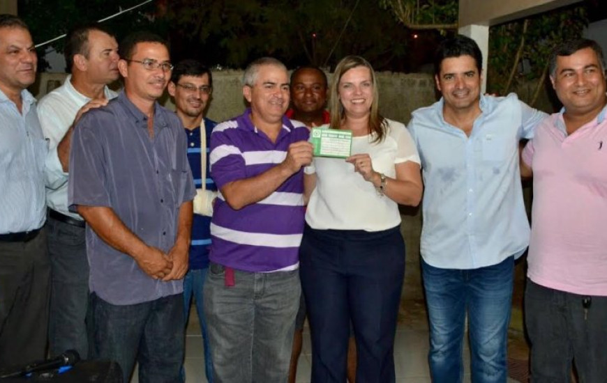 Vice-governadora na filiação de João Edmilson