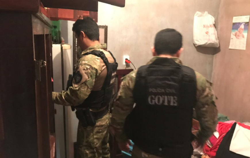 Policiais estão sendo cumpridos nesta manhã 14 mandados judiciais