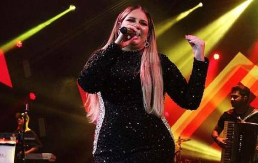 Marília Mendonça faz show na Expoara no dia 13 de junho