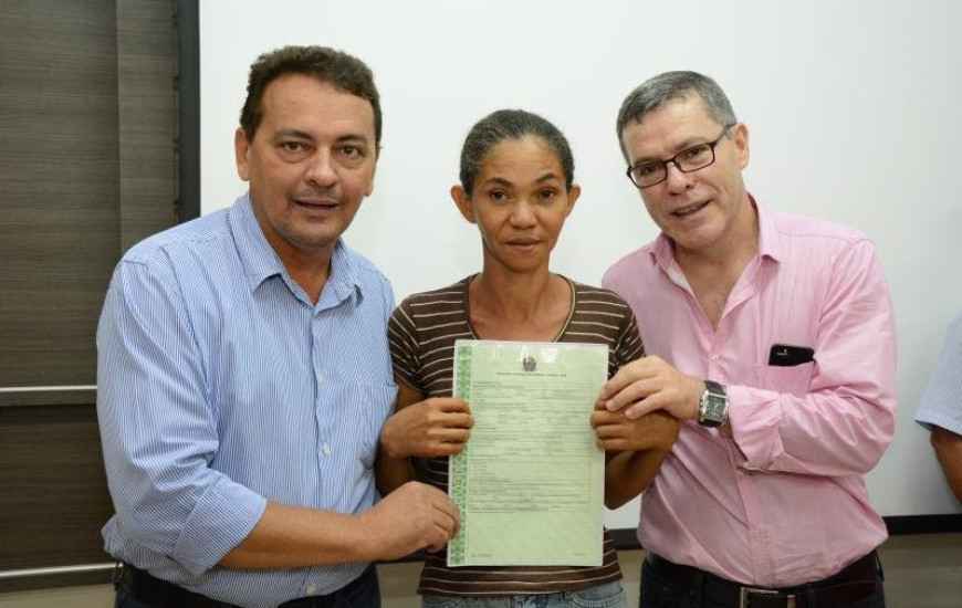 Produtora recebe título de sua terra