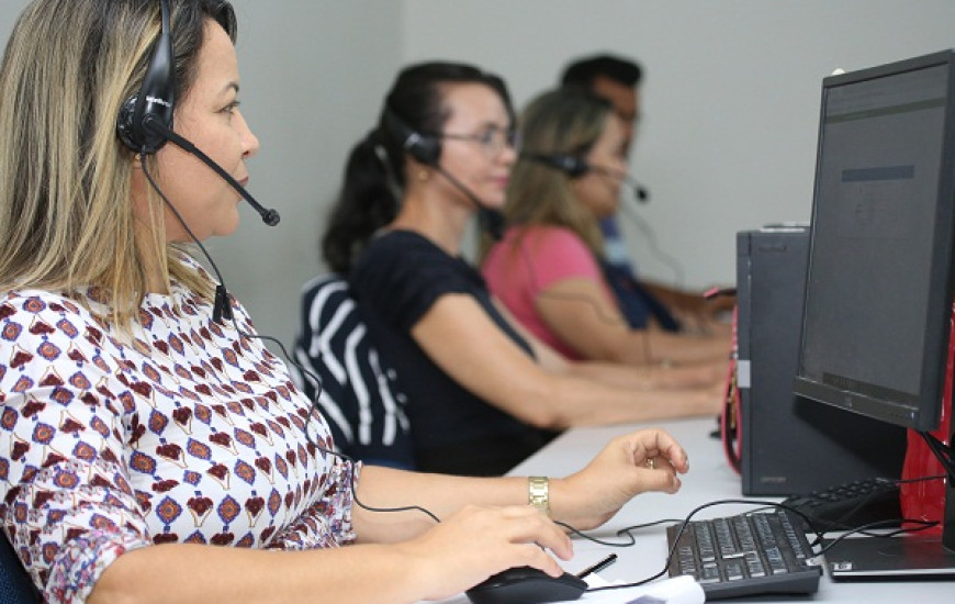  Cadastro e solicitação de matrículas por telefone
