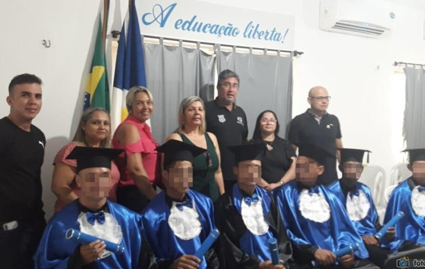 Formatura do Ensino Médio dentro da Cadeia de Tocantinópolis.