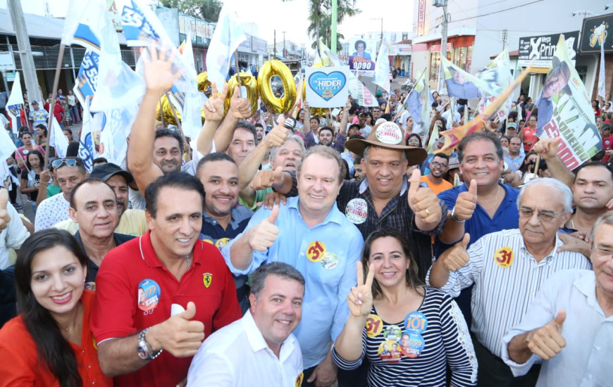 Caminhada percorreu a Avenida Bernardo Sayão
