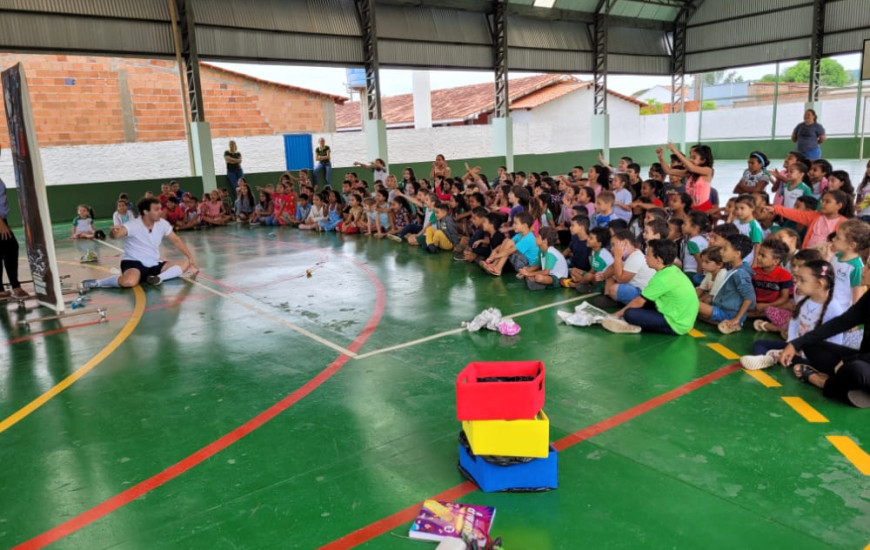 Apresentação teatral em Paraíso do Tocantins