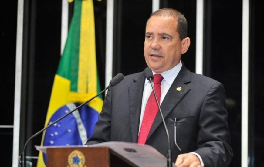 Senador Vicentinho Alves
