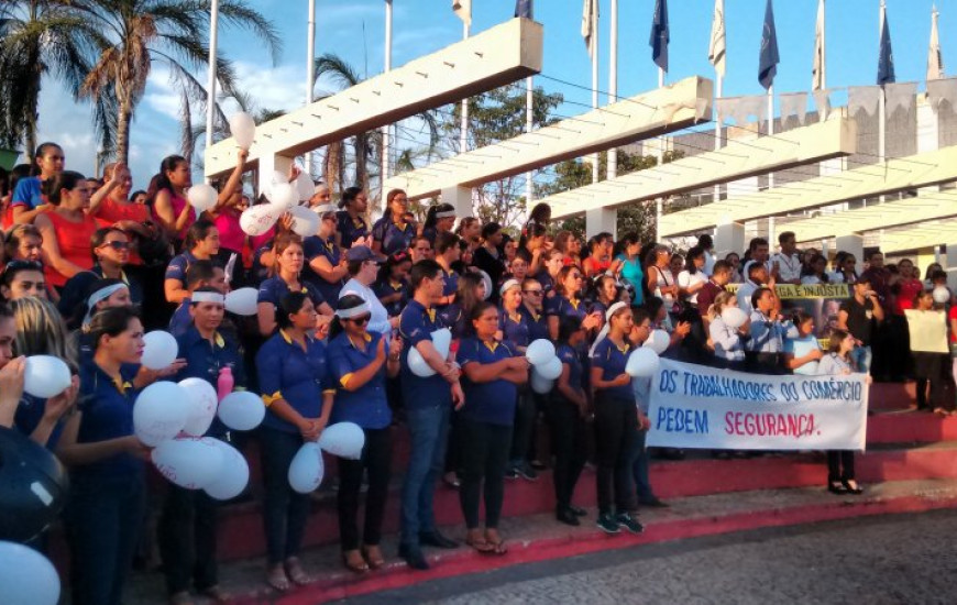 Manifestantes pedem mais segurança