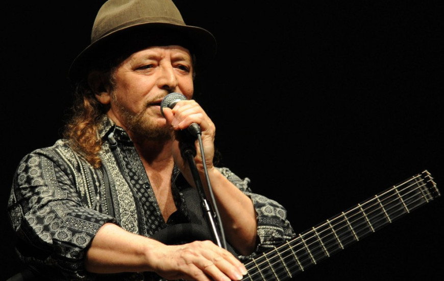 Compositor, cantor e violonista Geraldo Azevedo 