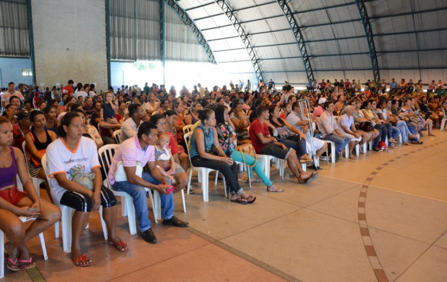 597 famílias que participaram do sorteio