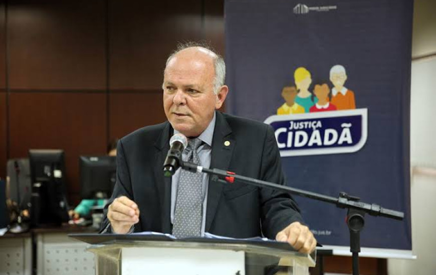 Presidente do TJTO, desembargador Helvécio de Brito Maia Neto.