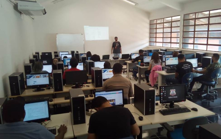 O curso de capacitação acontece na Academia de Polícia Civil, em Palmas