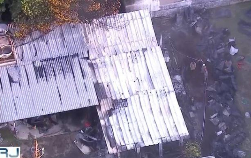 Fogo atingiu alojamentos de jogadores de 14 a 17 anos 