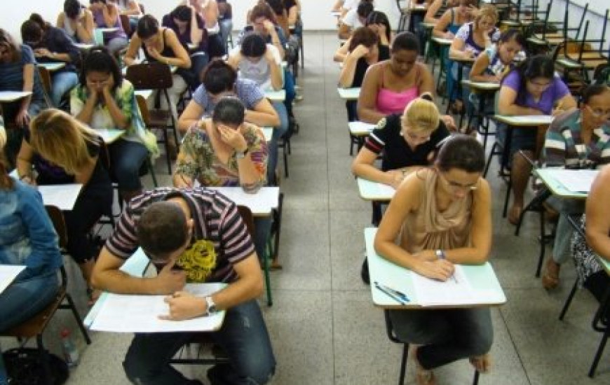 Governo pede auditoria nos fundos do concurso