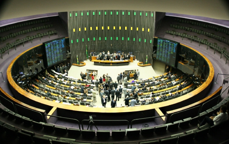 MDB, PP e PT estão entre os que mais aplicaram recursos para reeleger bancada