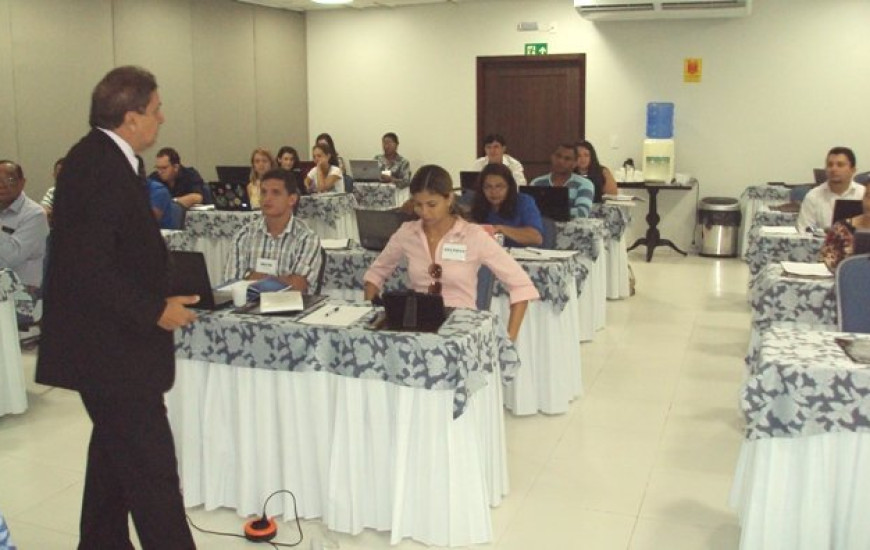 Consultor Izaias de Carvalho
