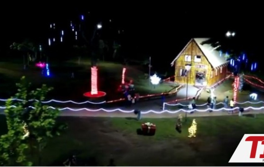 Cenas mostraram a decoração natalina no Parque Cesamar