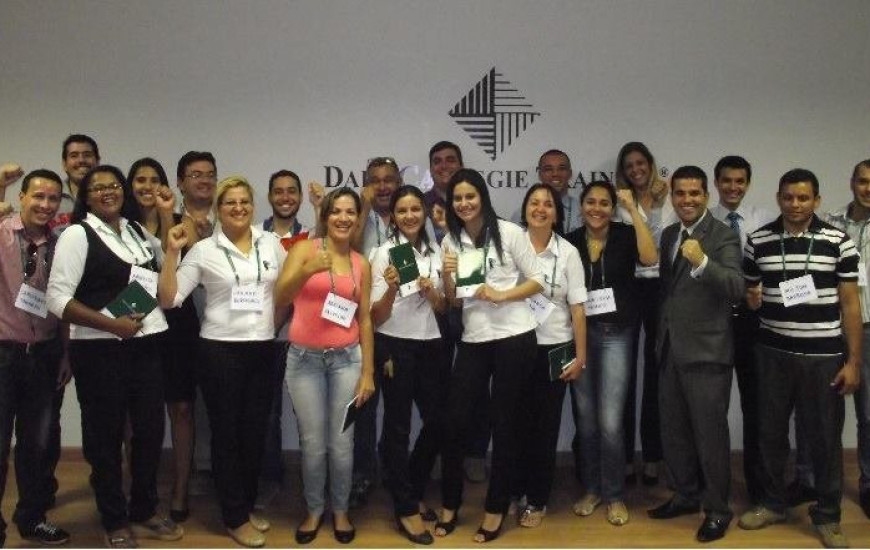 Colaboradores participam de evento