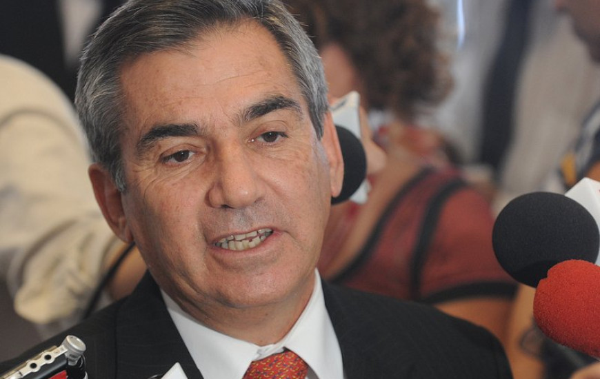 Ministro diz sentir dor