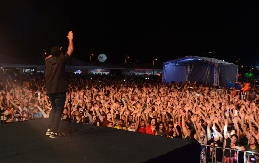 O som de Thales Roberto fez a plateia se agitar