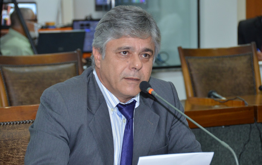 Eduardo do Dertins apresentou PL que prioriza vacina para servidores da Educação