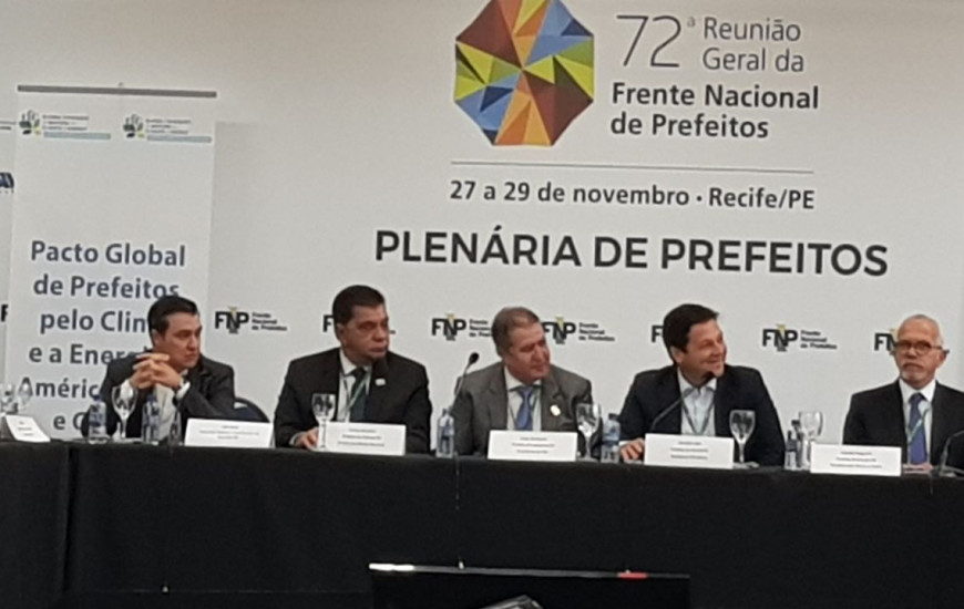 O documento foi assinado por 27 prefeitos