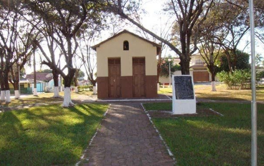Praça da Capelinha. 