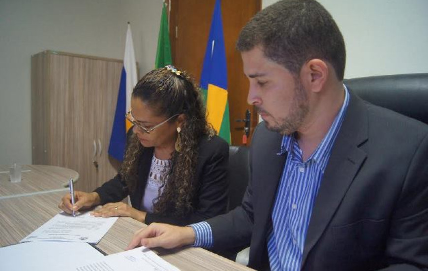 Padre Gleibson transmitiu cargo e destacou confiança em Francisca
