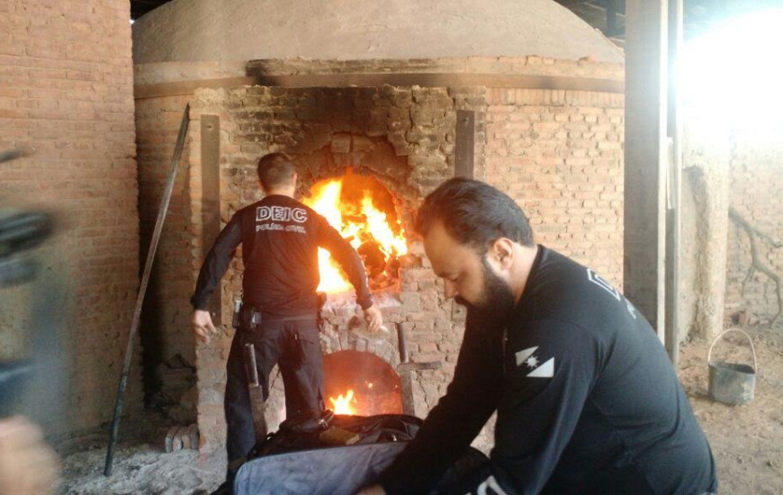 Droga apreendida é destruída