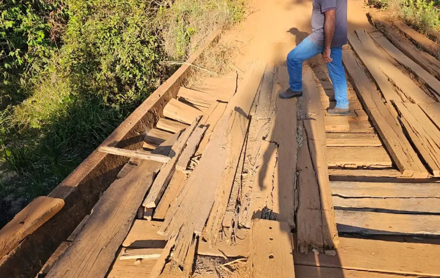 Situação da ponte antes de ser destruída pelo fogo