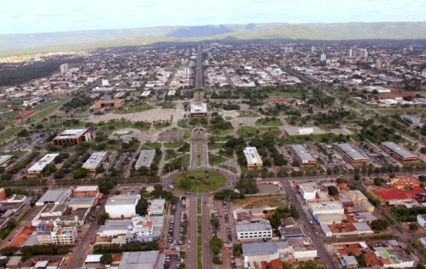 Comércio tem ponto facultativo no feriado
