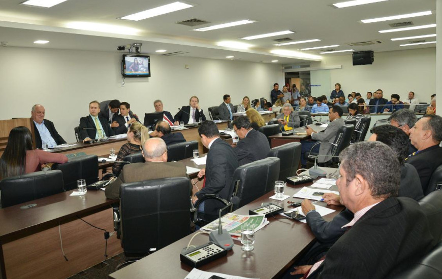 Reunião foi realizada ontem na AL
