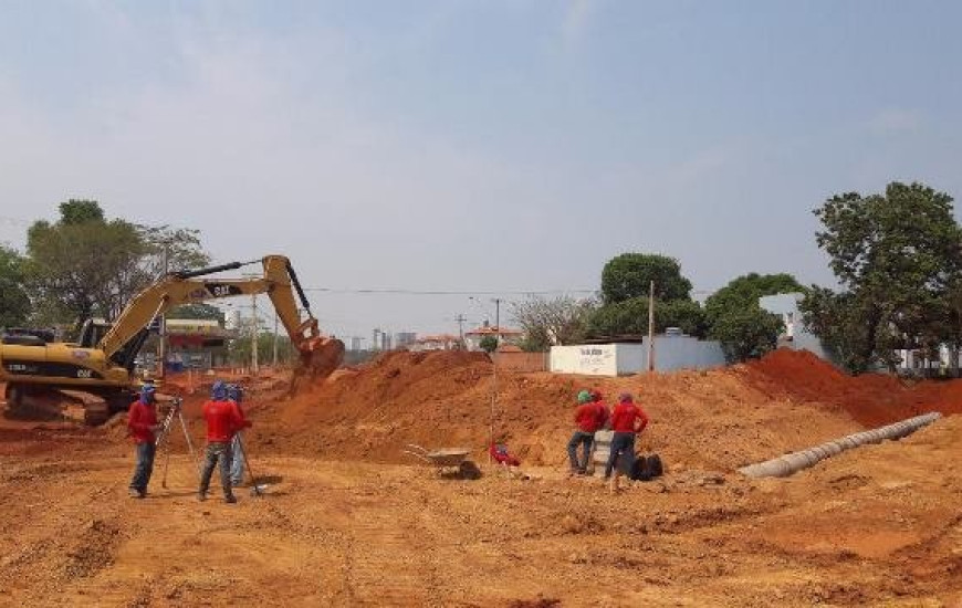 Avenidas das Arnes recebem macrodrenagem