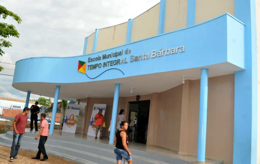 Ao todo a rede municipal de ensino possui 74 unidades