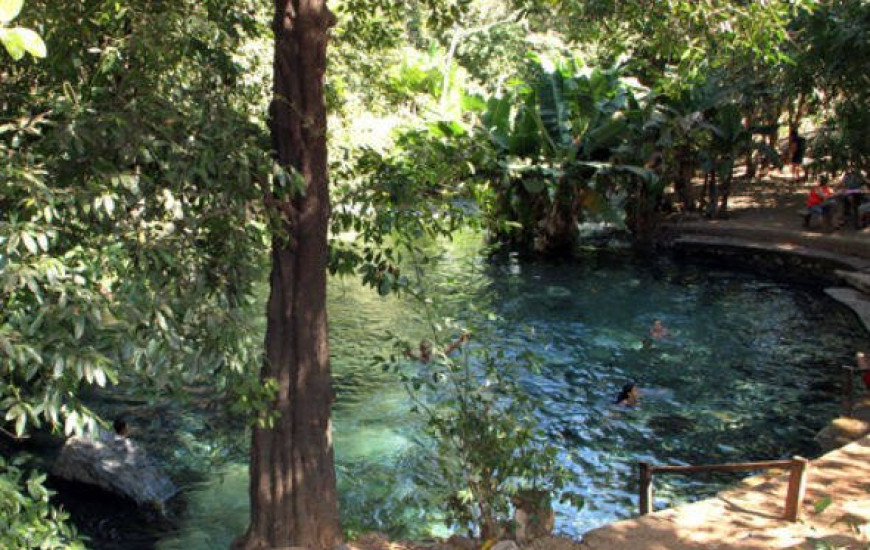 Rio azuis em Aurora