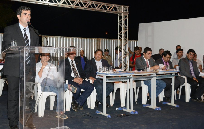Audiência reúne deputados em Luzimangues