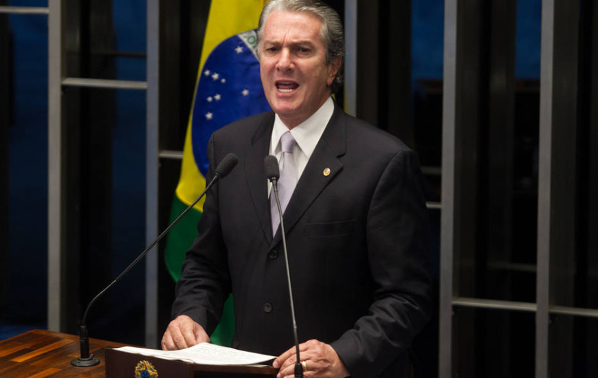 Collor fez o anúncio durante visita ao município de Arapiraca - AL